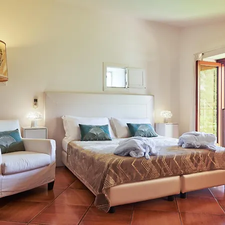 Villa Minuta Charming And Luxury With Private Pool